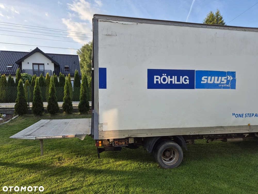 Mercedes-Benz Sprinter - 10