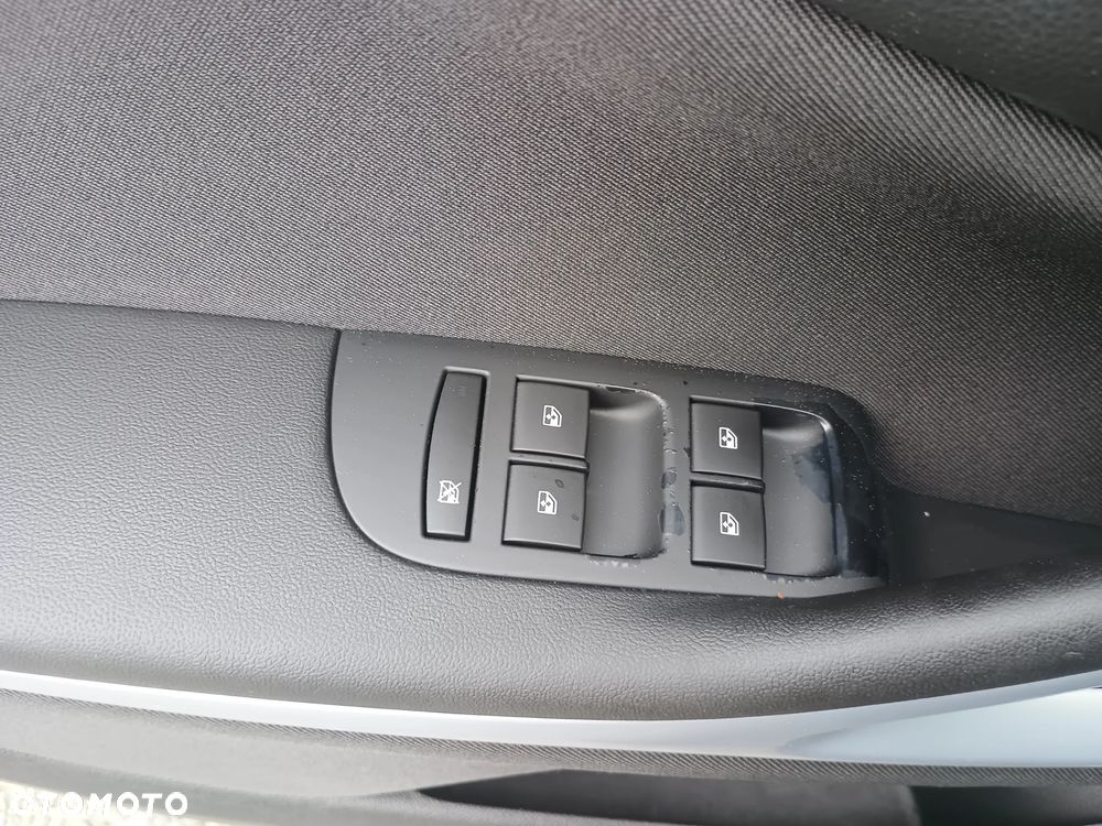 Opel Zafira - 14