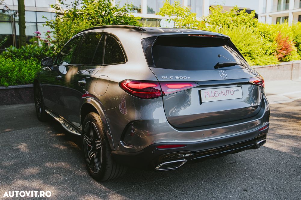 Mercedes-Benz GLC 300 e 4MATIC - 6