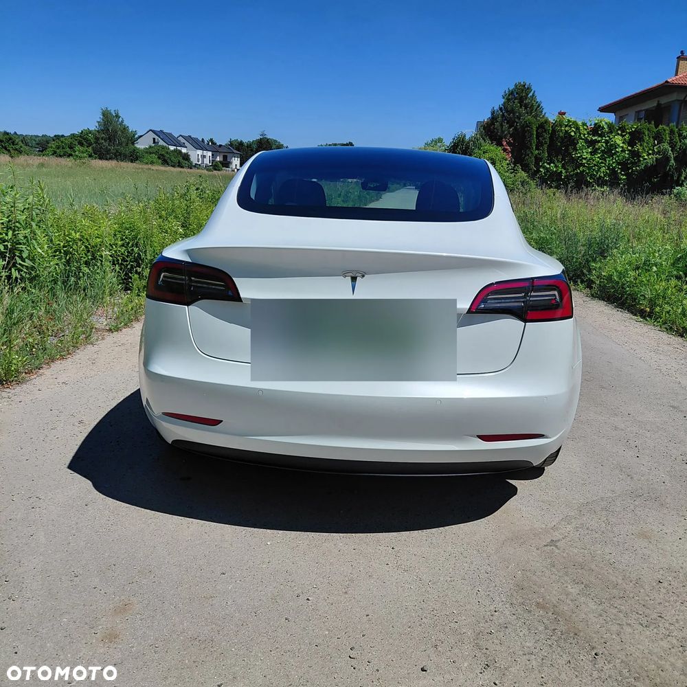 Tesla Model 3 RWD - 5