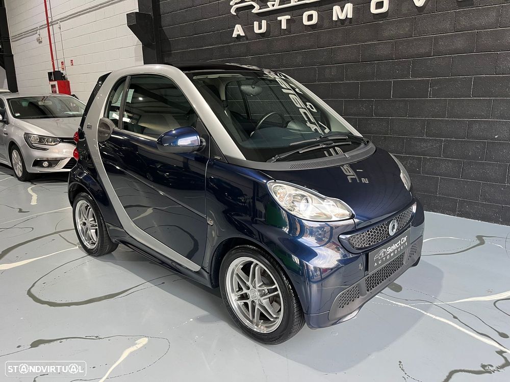 Smart ForTwo Coupé 1.0 mhd Passion 71 Softouch - 4