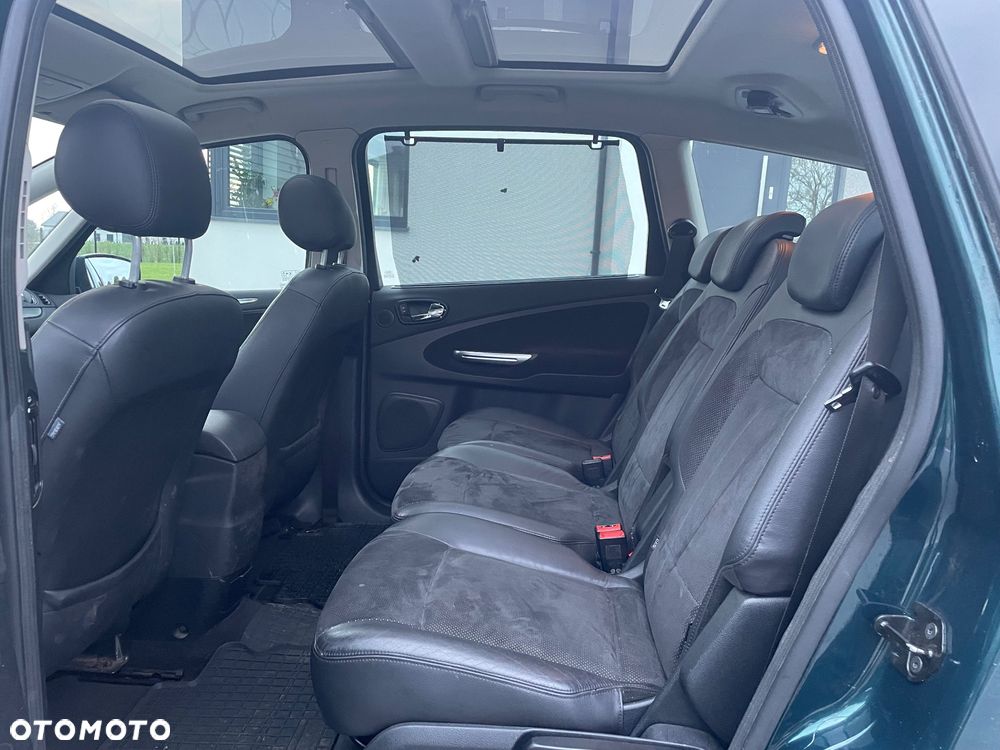 Ford S-Max 2.5 Titanium - 13