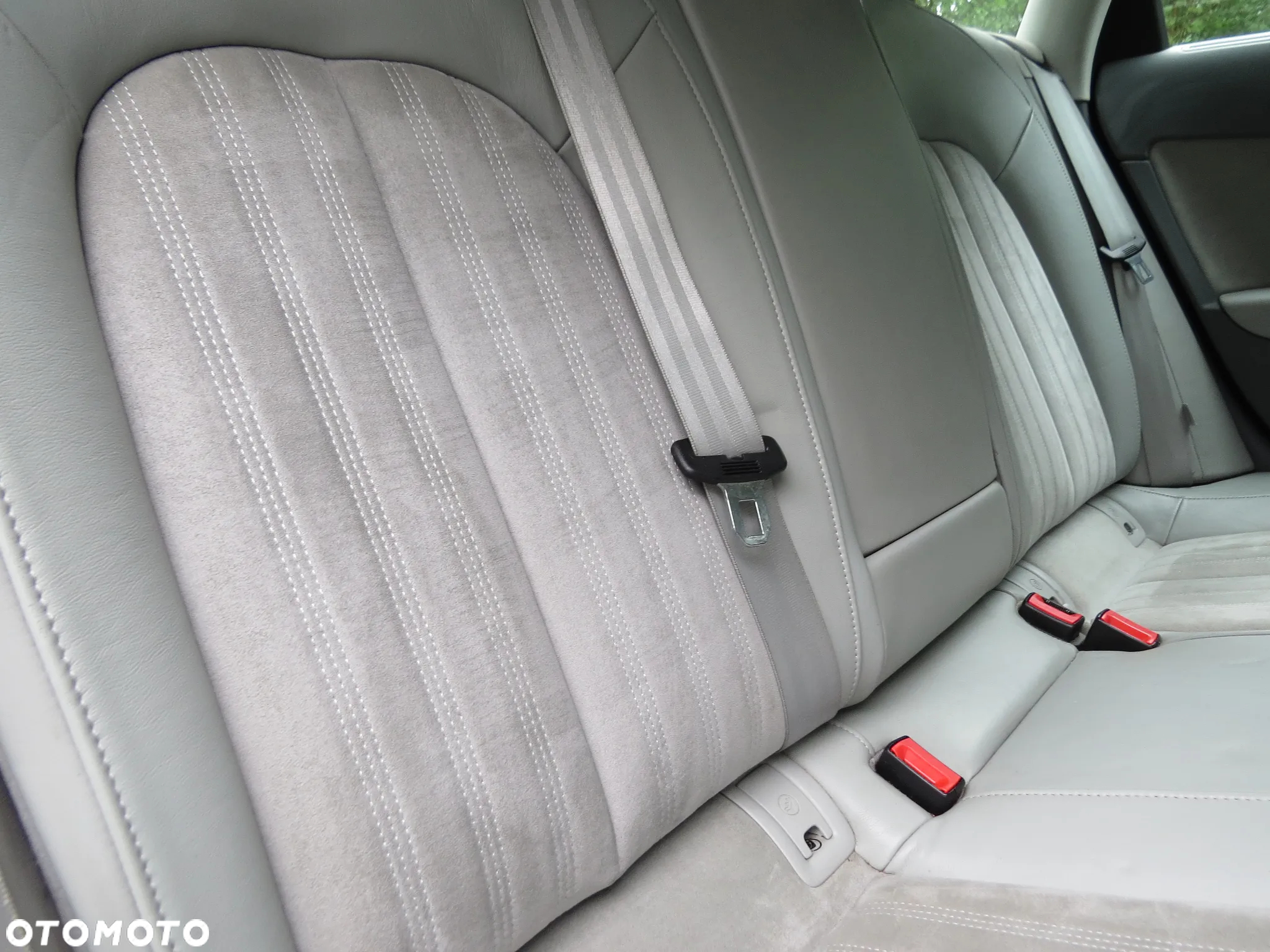 FOTELE SIEDZENIA ALCANTARA GRZANE KOMPLET EUROPA SEDAN AUDI A6 C7 - 17