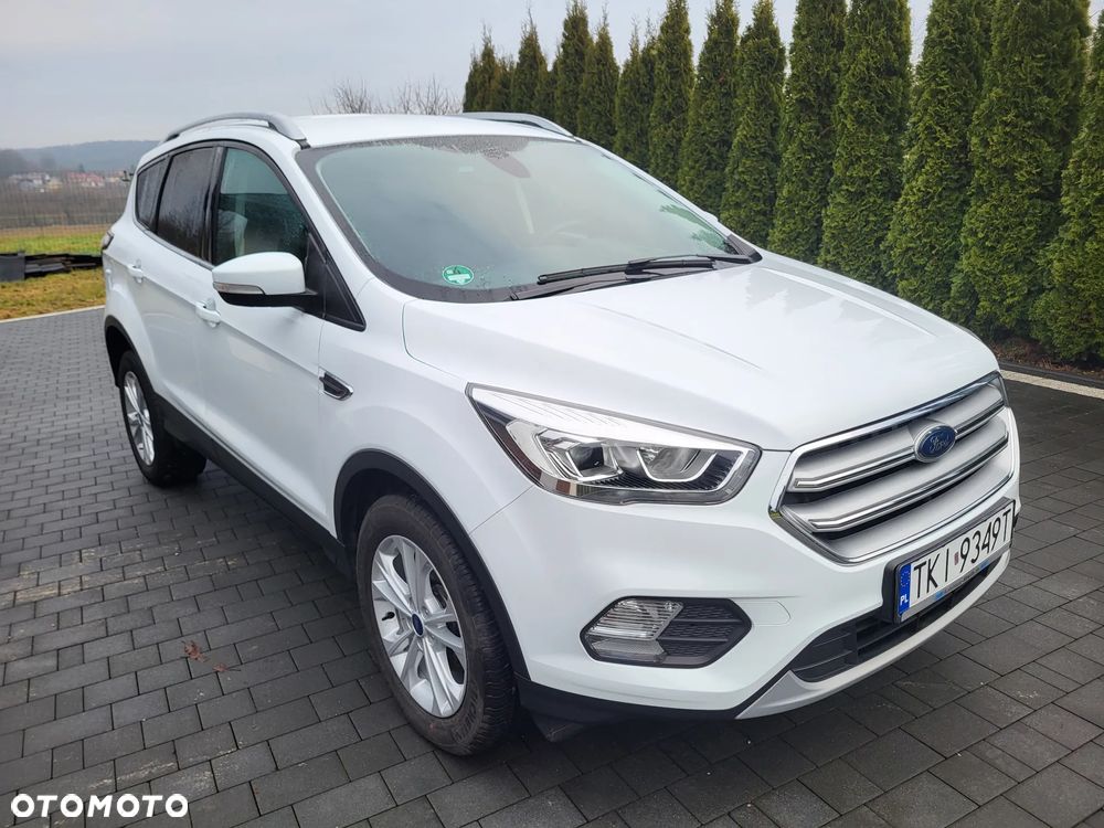 Ford Kuga 1.5 EcoBoost 2x4 Titanium - 3