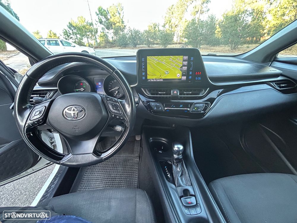 Toyota C-HR - 8