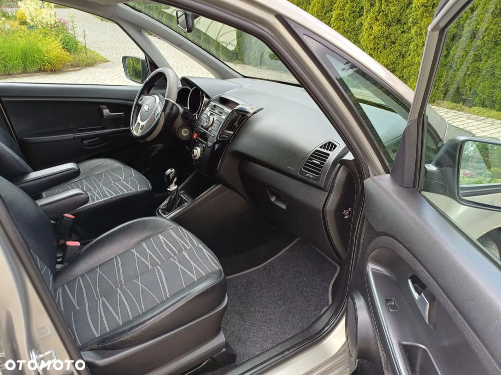 Kia Venga 1.6 CRDi 128 Platinum Edition - 18