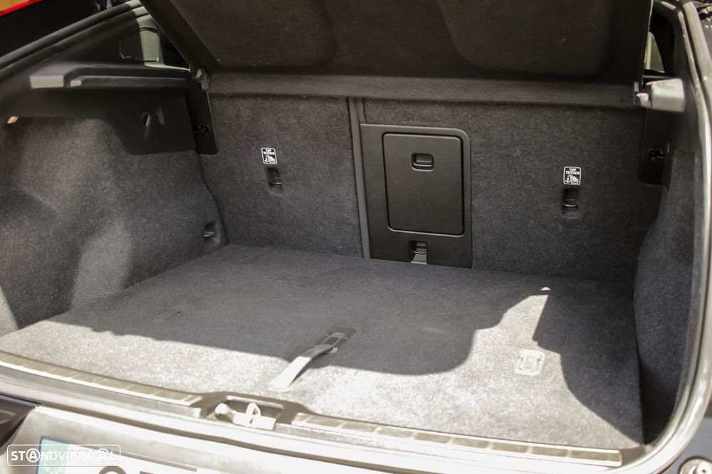 Volvo C40 Recharge Single Motor Plus - 9