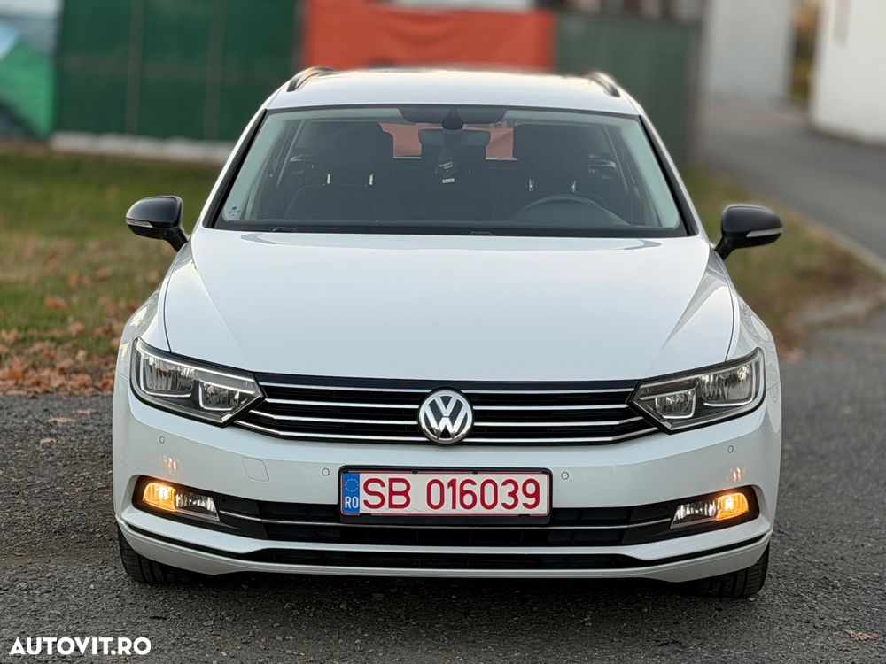 Volkswagen Passat 1.6 TDI (BlueMotion Technology) DSG Comfortline - 12