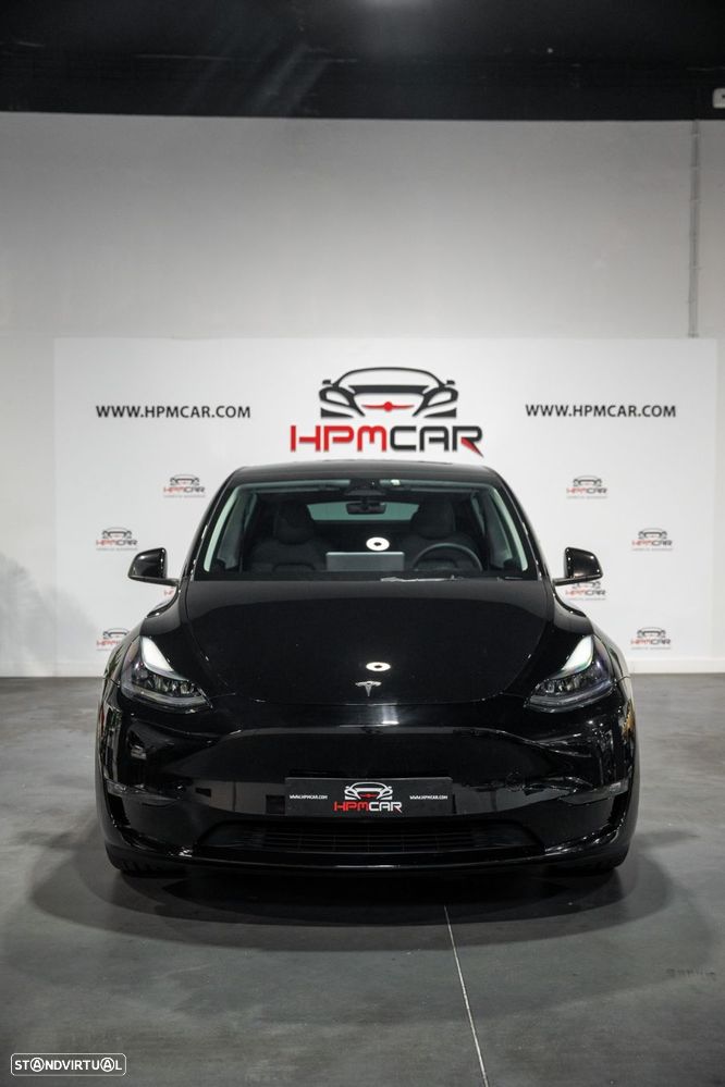 Tesla Model Y Performance Dual Motor AWD - 4
