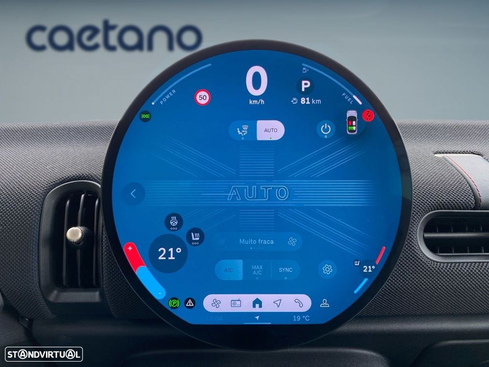 MINI 5 Portas Cooper Classic Auto - 11