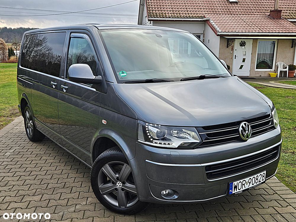 Volkswagen Multivan - 1