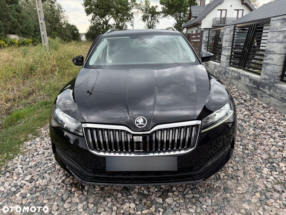 Skoda Superb 2.0 TDI DSG Premium Edition - 4
