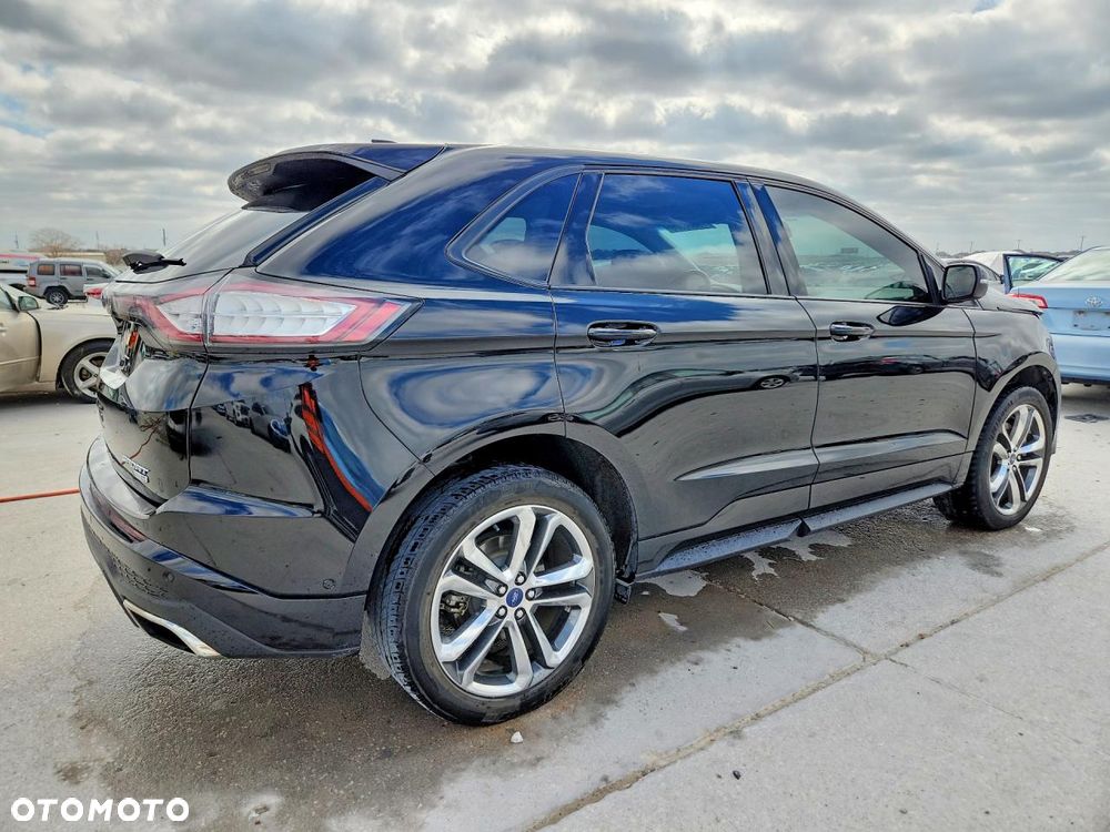 Ford Edge - 5