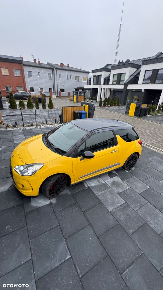 Citroën DS3 THP 155 SportChic - 3