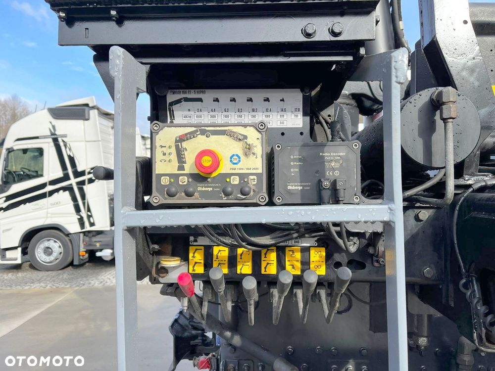 Renault Kerax 380 DXI EEV // 6x4 // HDS Hiab XS 166 Hipro + Radio // UDT // Blokady mostów // Idealny // Zabudowa 5,16m // - 15