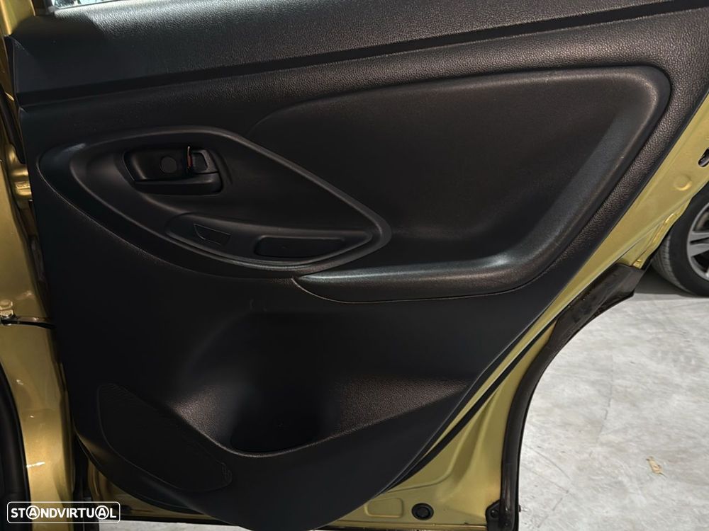 Toyota Yaris Cross 1.5 HDF Square Collection - 22