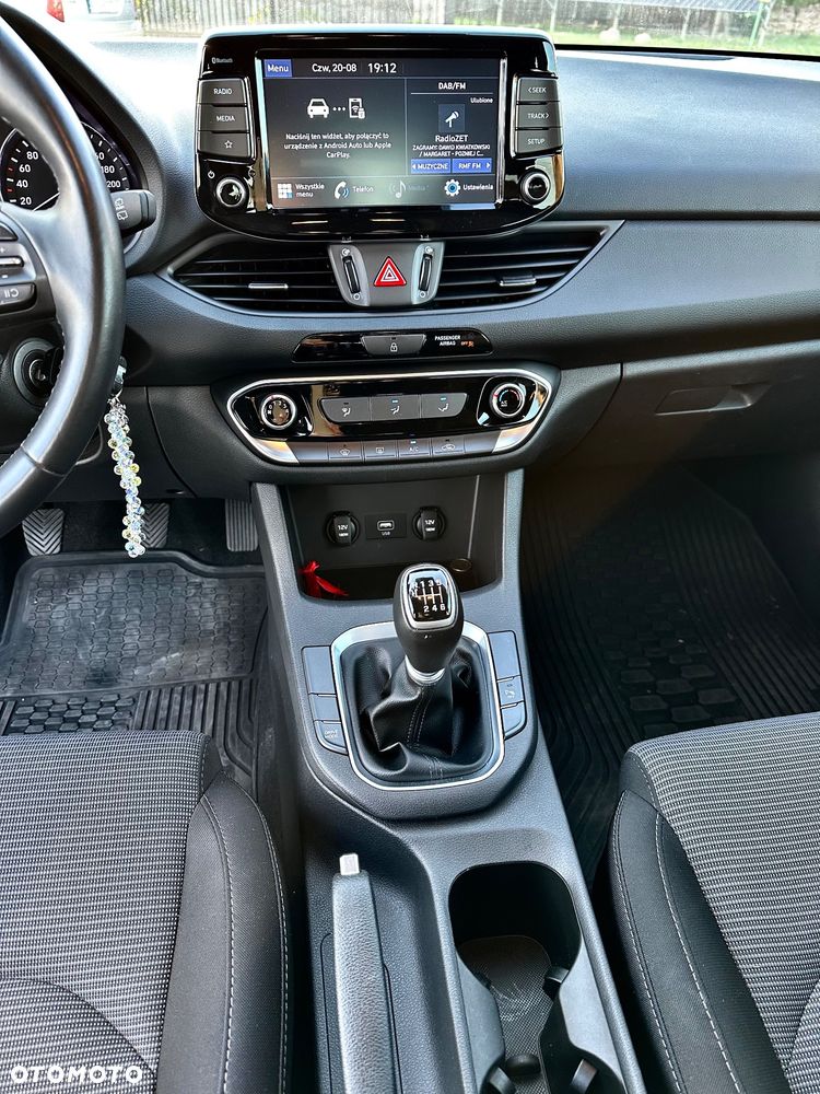 Hyundai i30 1.5 T-GDI 48V Executive - 19