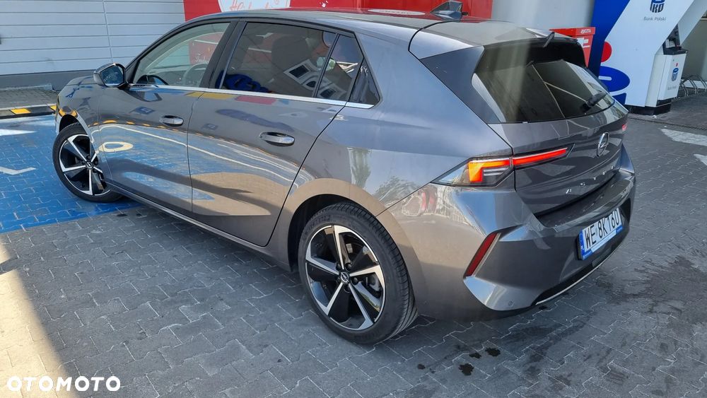 Opel Astra 1.2 T Elegance S&S - 17