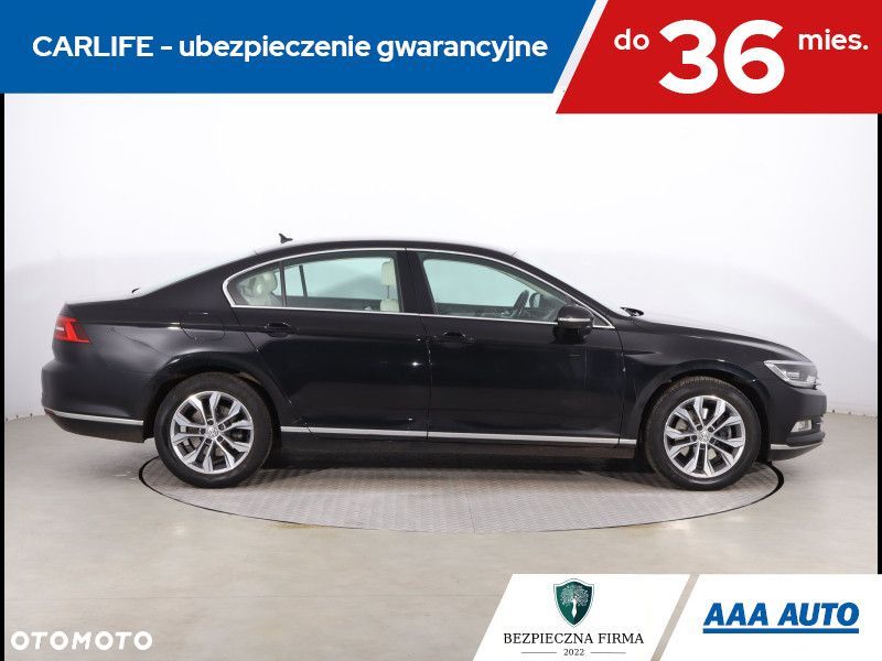 Volkswagen Passat - 7