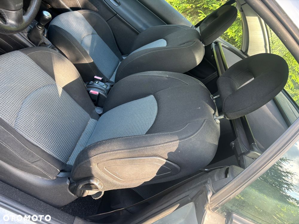 Peugeot 206 - 4