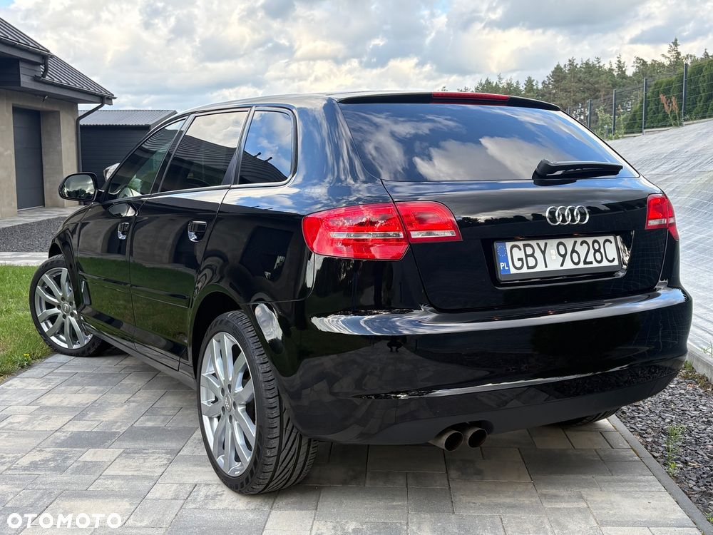 Audi A3 Sportback - 4