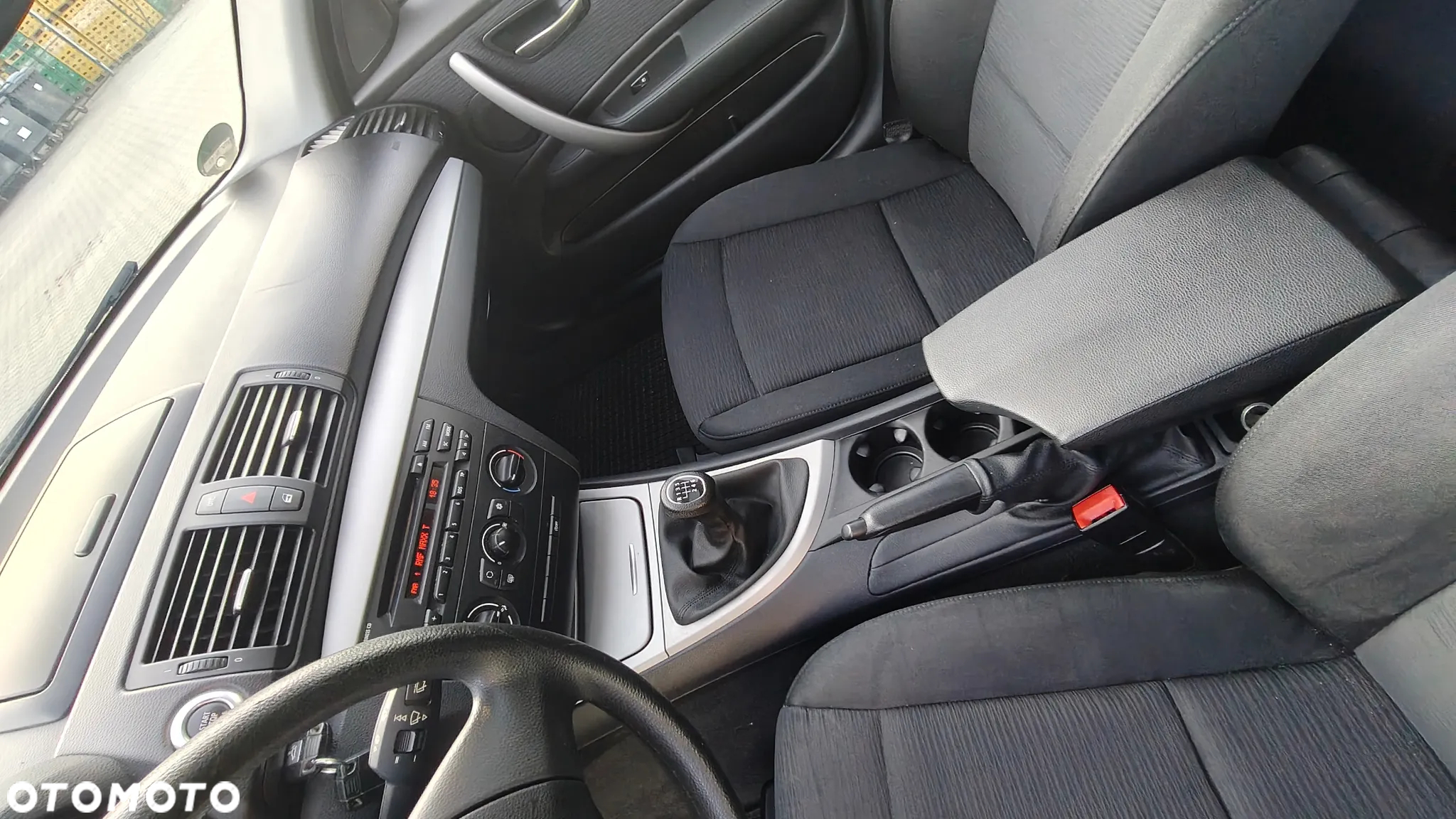 BMW Seria 1 116d - 18