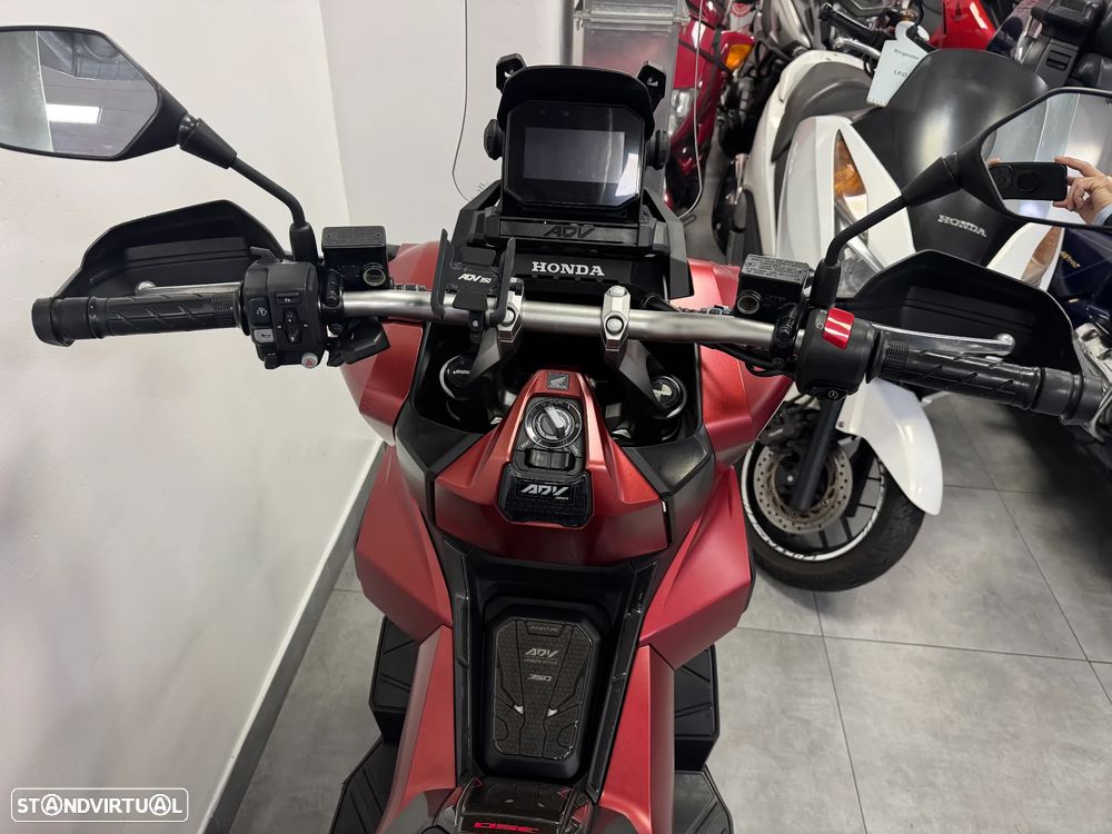Honda ADV 350 - 7