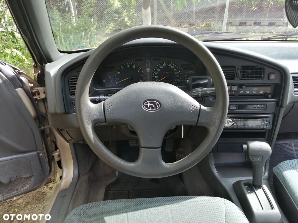 Subaru Legacy - 24