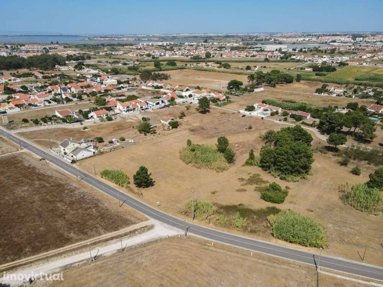 Terreno Urbano com 12040 m2 para loteamento de moradias - Grande imagem: 2/8