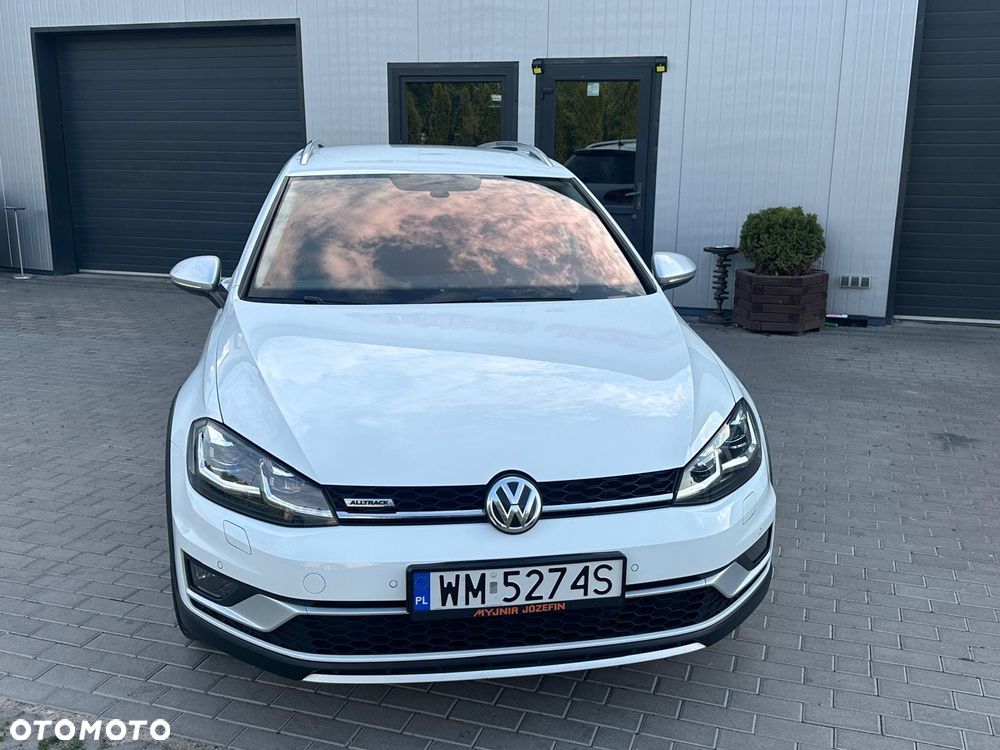 Volkswagen Golf - 18