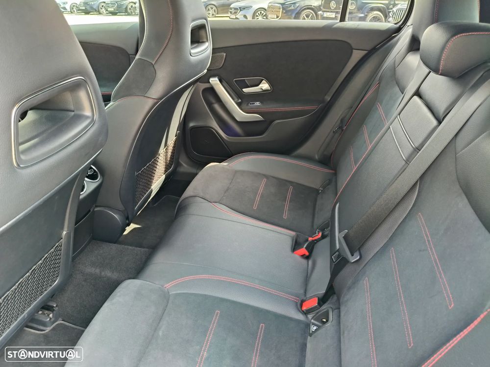 Mercedes-Benz A 160 AMG Line - 11