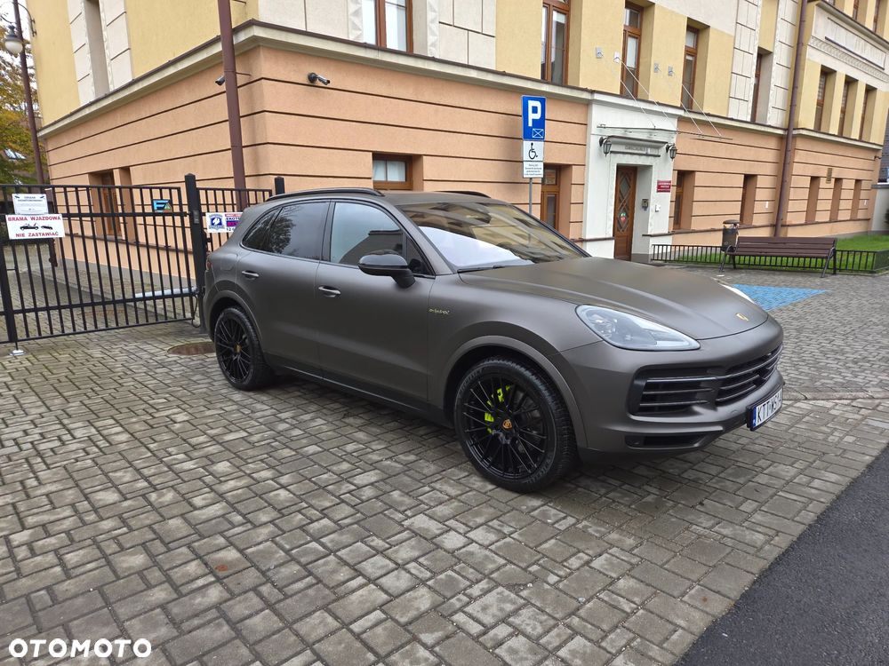 Porsche Cayenne E-Hybrid Platinum Edition - 4