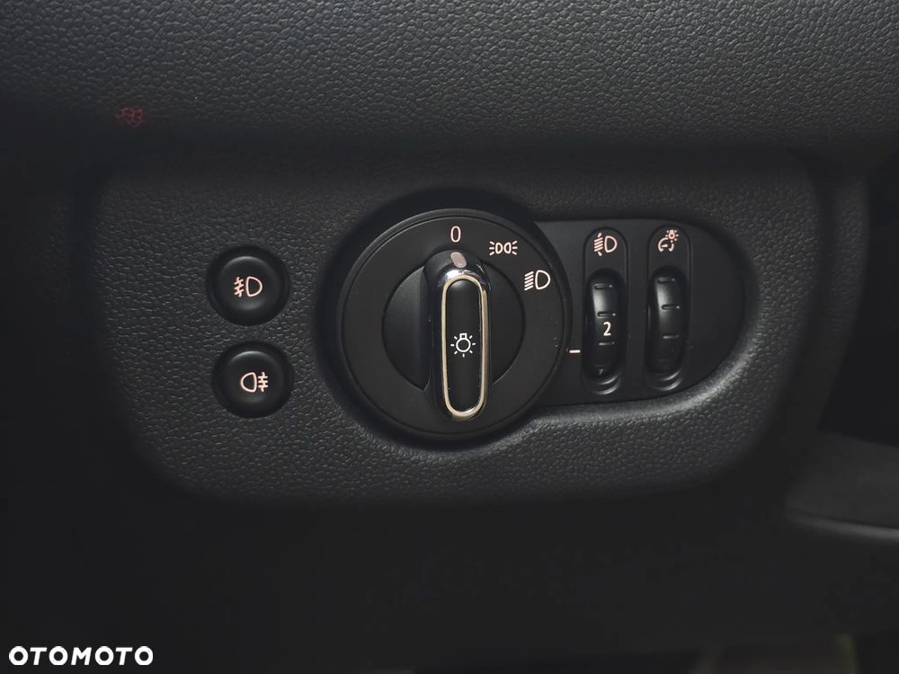 MINI Clubman One Essential Trim - 34