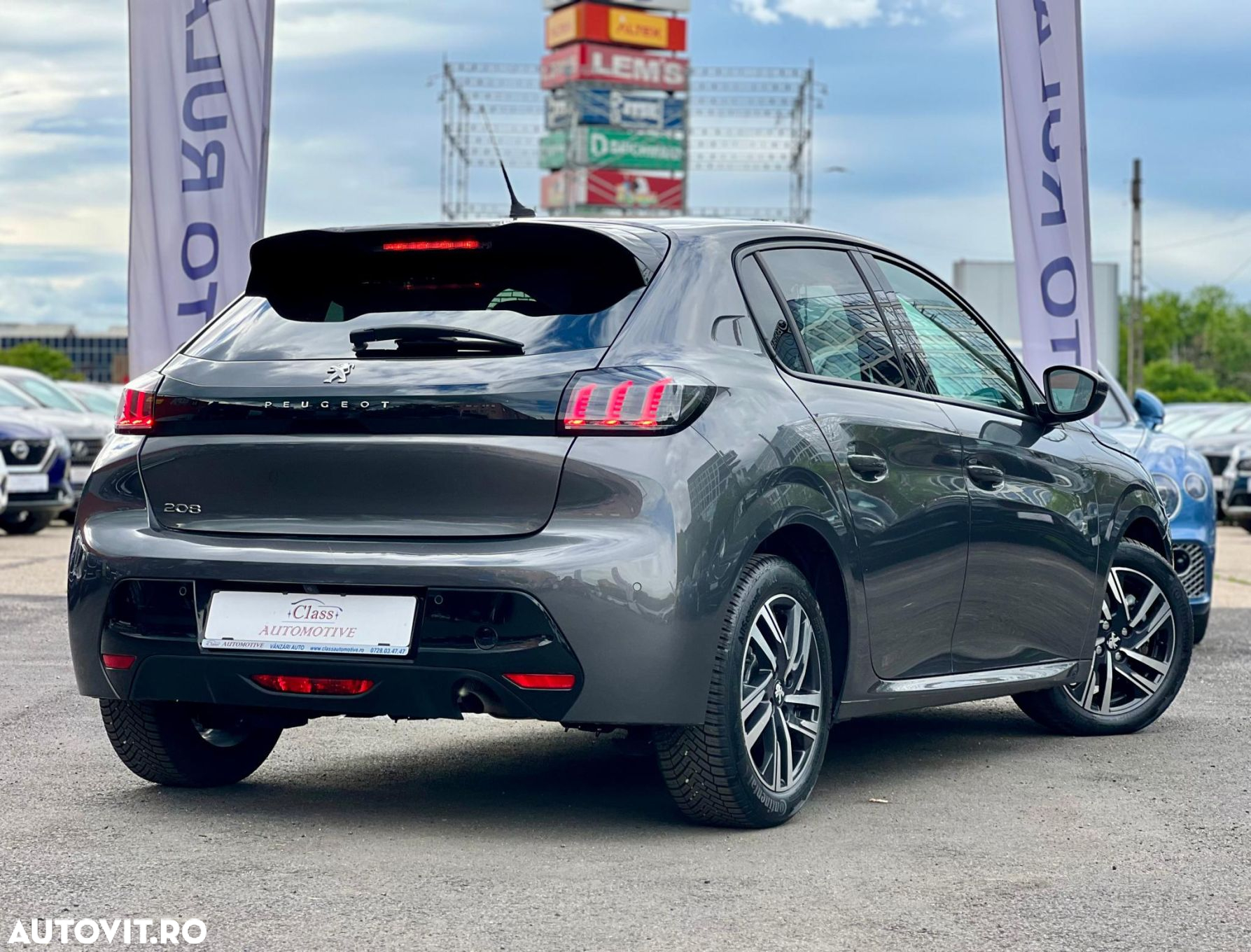 Peugeot 208 1.2 L PureTech STT EAT8 Allure Pack - 4