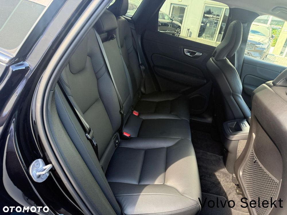 Volvo XC 60 - 32