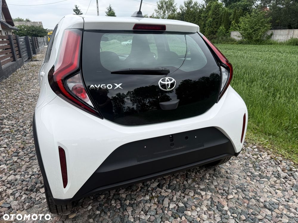 Toyota Aygo X Air Style - 10