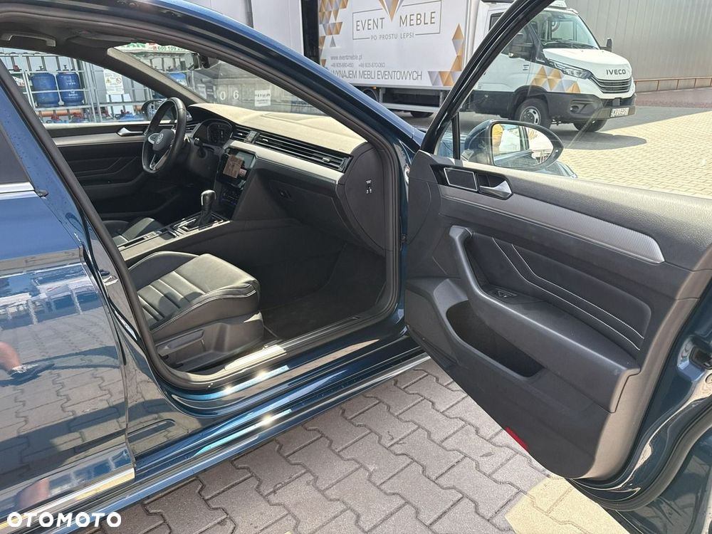 Volkswagen Passat 2.0 TSI Elegance DSG - 19