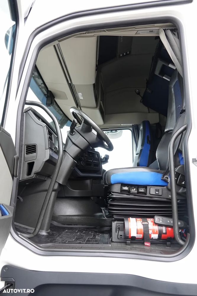 Volvo FH 460 / XXL / I-SHIFT / 2023 R / EURO 6 - 23