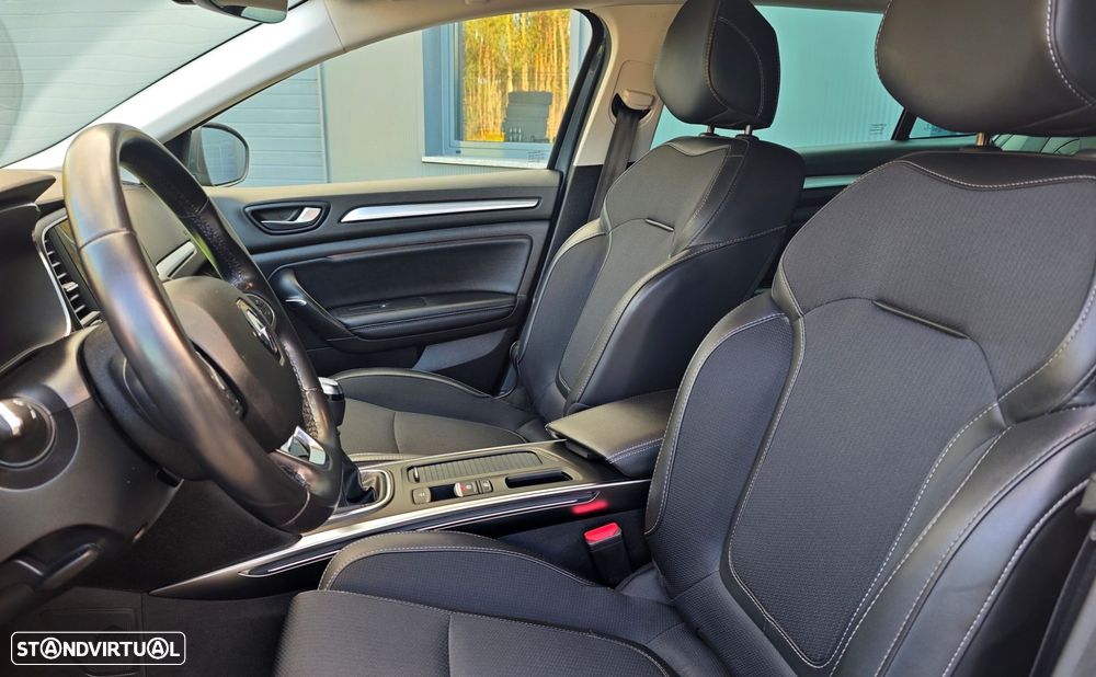 Renault Mégane Sport Tourer 1.5 Blue dCi Intens - 12