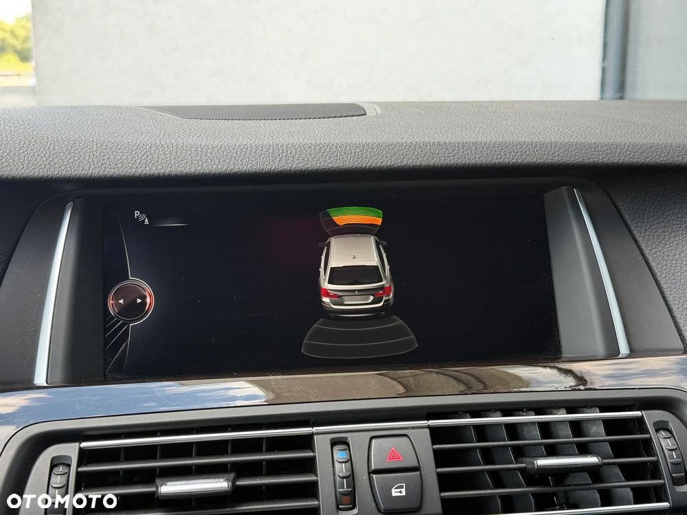 BMW Seria 5 520d xDrive Luxury Line - 35