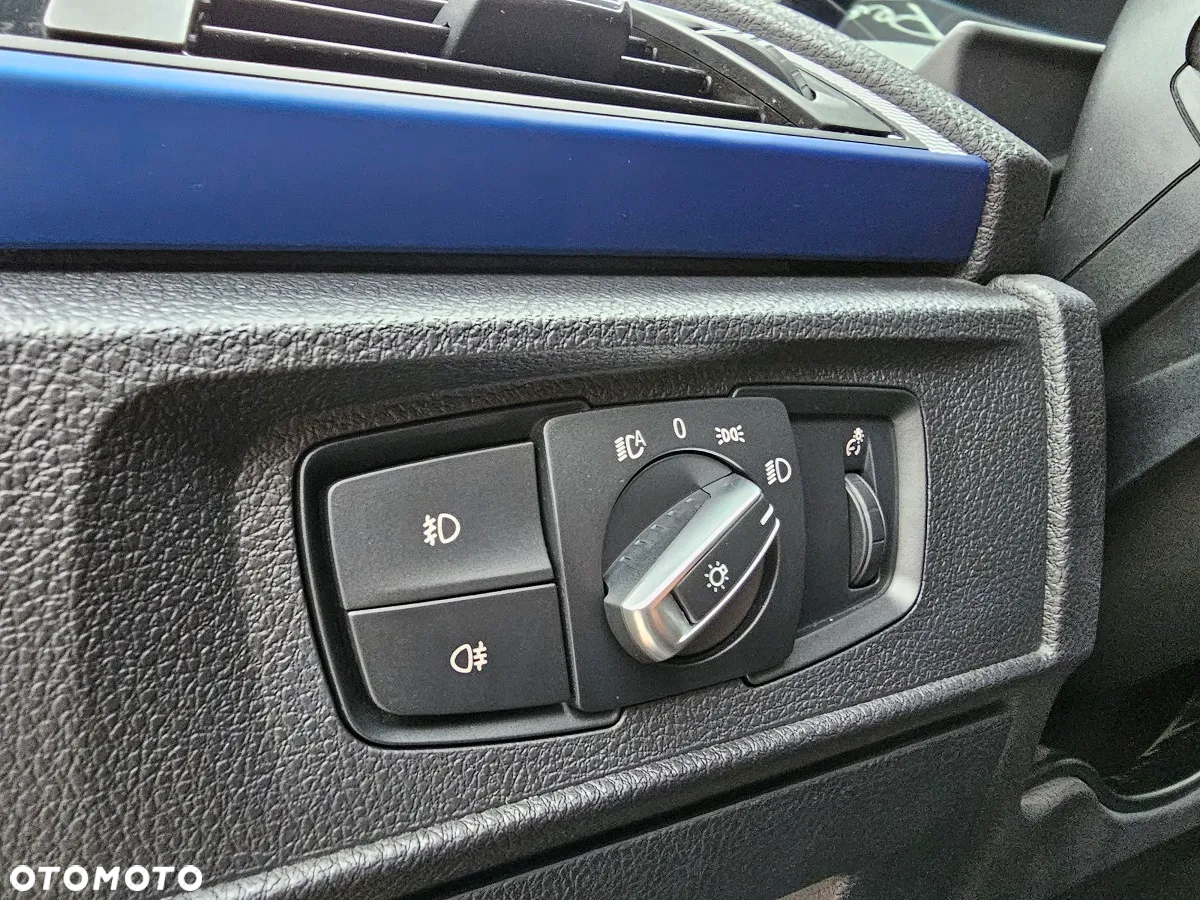 BMW Seria 1 118i Sport Line - 26