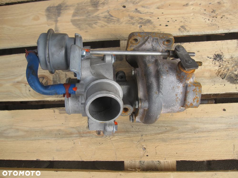 Turbosprężarka turbina Bobcat 7256748REM 196197JT uszkodzona oryginał - 3