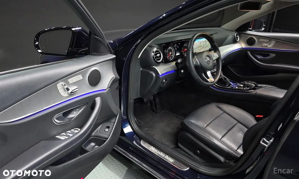 Mercedes-Benz Klasa E 300 d 9G-TRONIC Avantgarde - 16