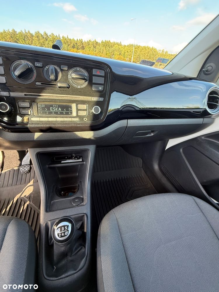 Volkswagen up! - 7