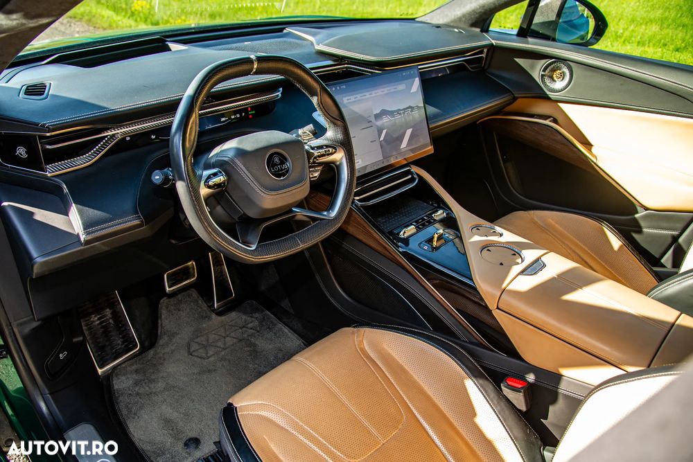 Lotus Eletre - 12