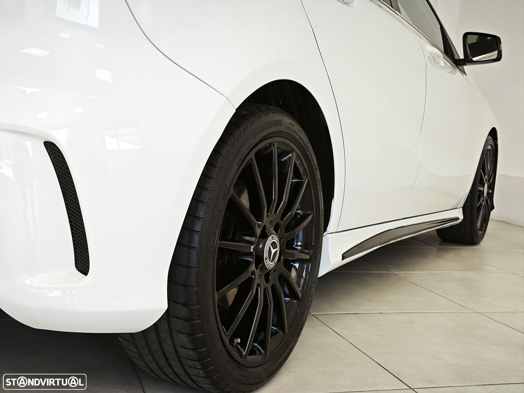 Mercedes-Benz A 180 (BlueEFFICIENCY) AMG Sport - 17