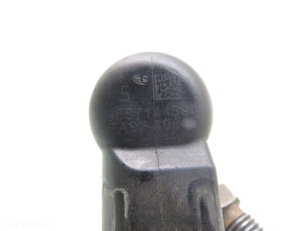 WTRYSKIWACZ VOLVO S40 II (MS) 2.0 D - D 4204 T 9657144580 - 2