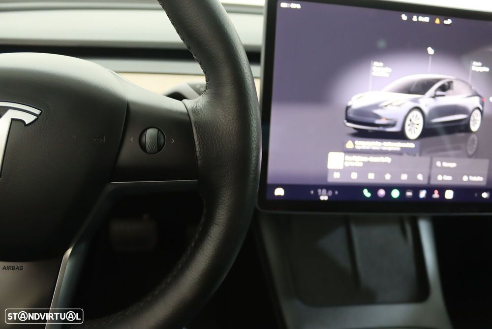 Tesla Model 3 - 13
