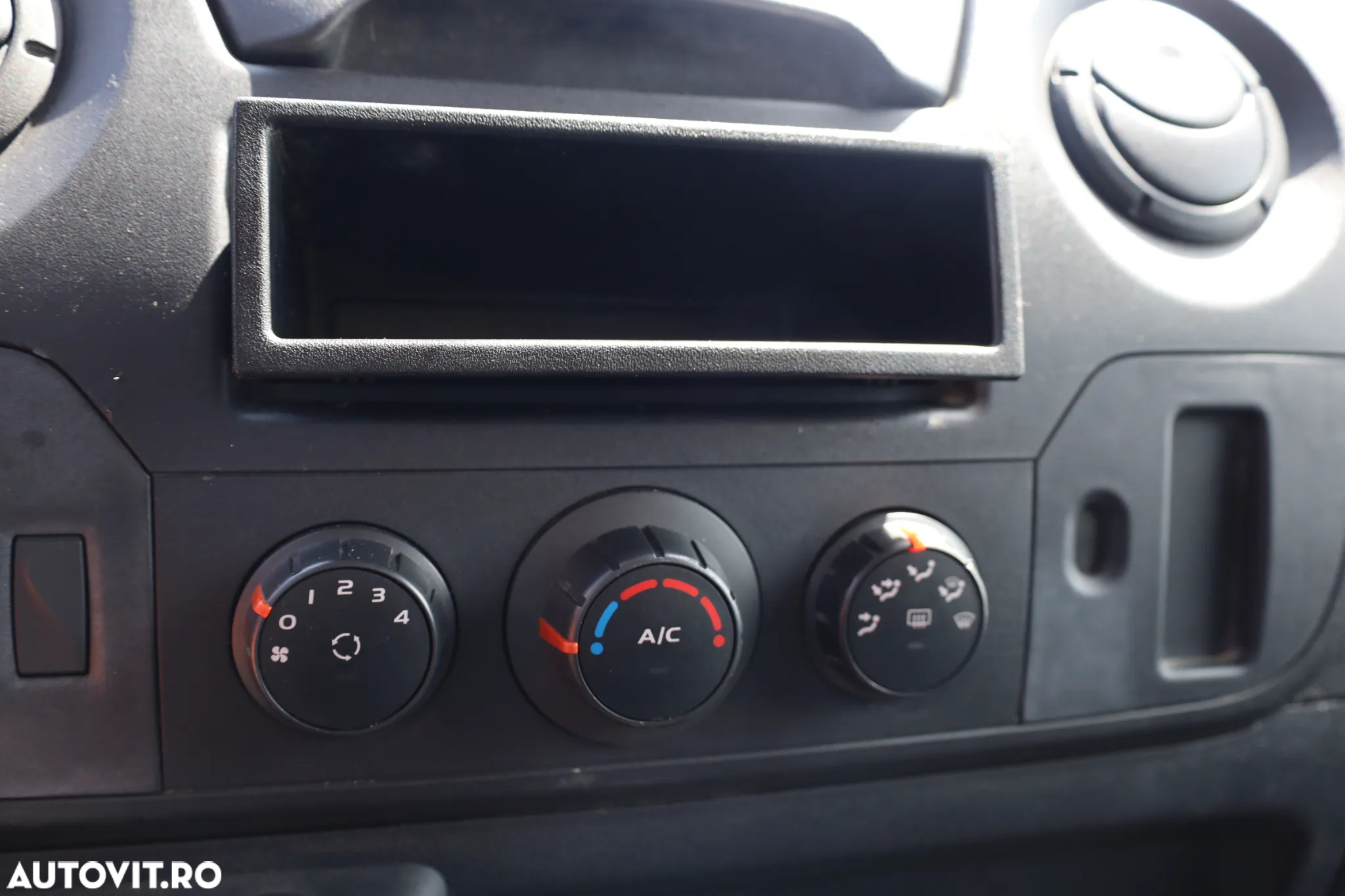 Renault Master - 15