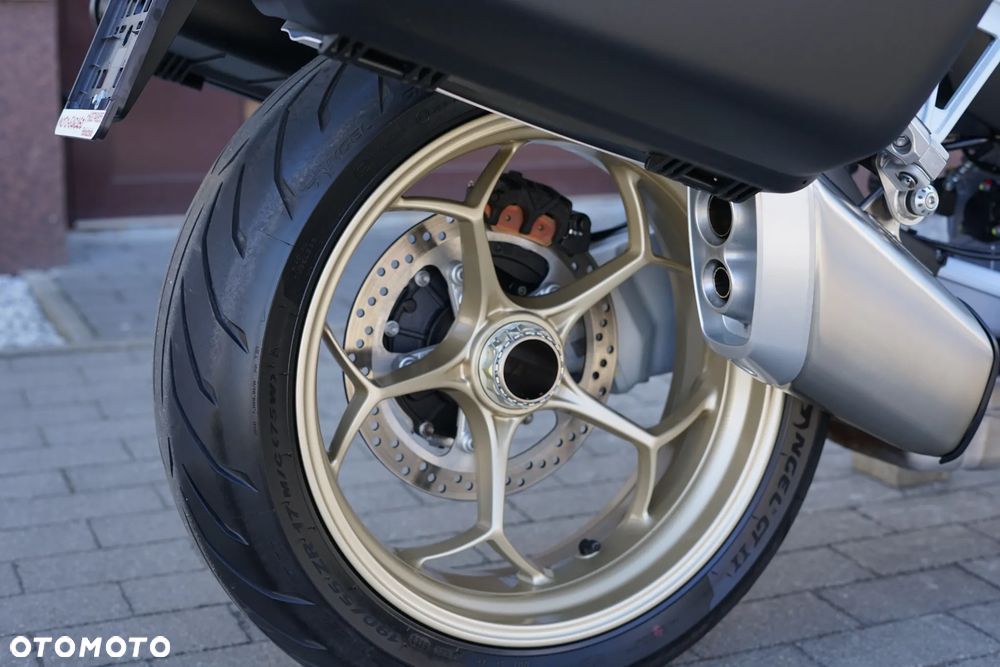 Moto Guzzi V100 Mandello - 7